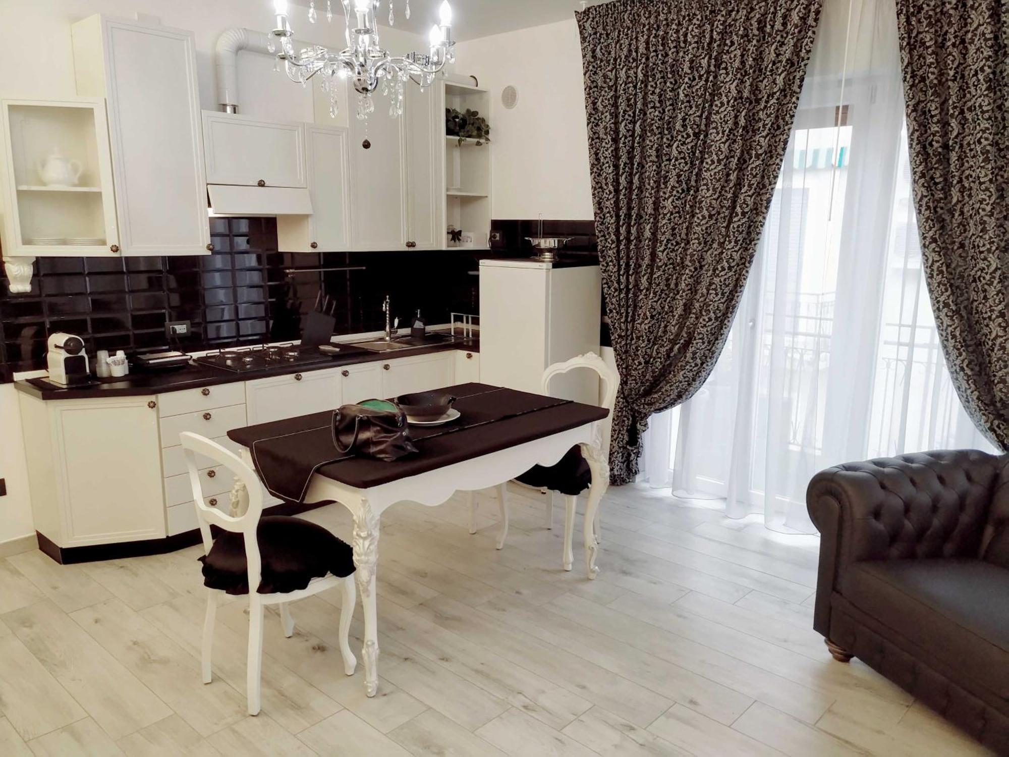 Turistico Giulietta E Romeo - Intero - Villafranca Di Verona, Zimmer, Villafranca di Verona
